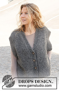 Free patterns using DROPS Alpaca Bouclé / DROPS 228-32