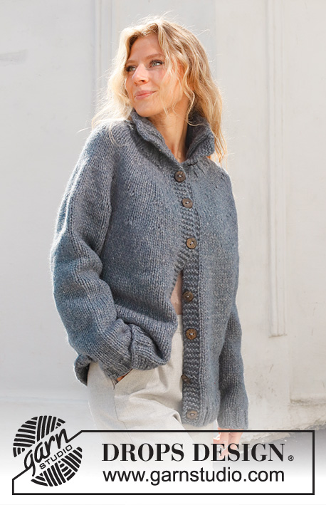 Sailor Blues Jacket / DROPS 228-33 - Strikket jakke i 1 tråd DROPS Wish eller 2 tråde DROPS Air. Arbejdet strikkes oppefra og ned med rundt bærestykke og høj hals. Størrelse XS - XXL.