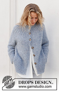 Rhythmic Rain Jacket / DROPS 228-41 - Ylhäältä alas neulottu jakku DROPS Melody-langasta. Työssä on kaarroke, joustinneuleiset reunukset ja sivuhalkiot. Koot S-XXXL.