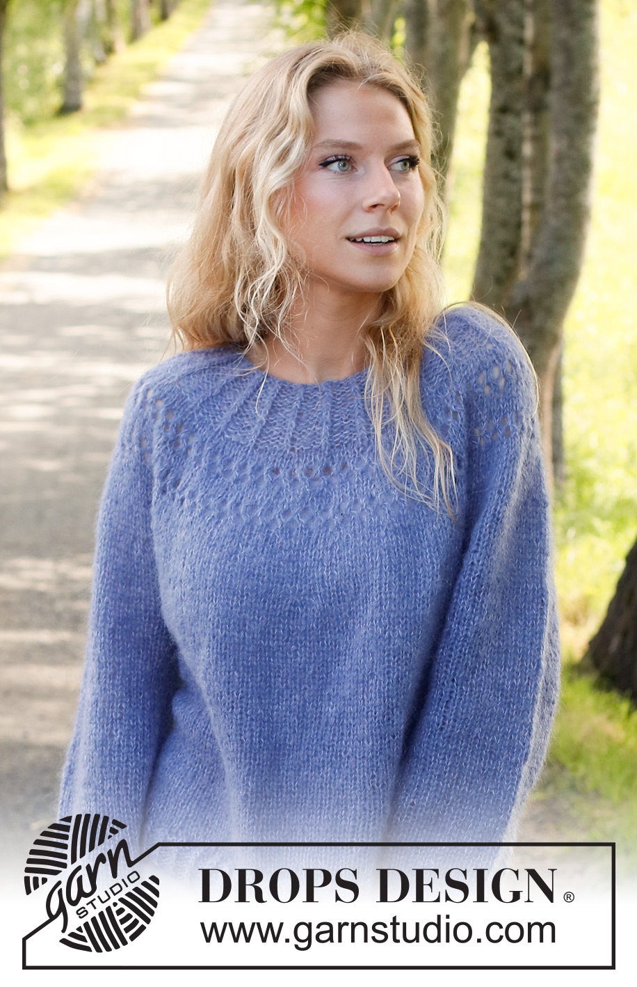Round Lake / DROPS 230-14 - Stickad tröja i DROPS Brushed Alpaca Silk och DROPS Kid-Silk. Arbetet stickas uppifrån och ner med runt ok och hålmönster. Storlek S - XXXL.