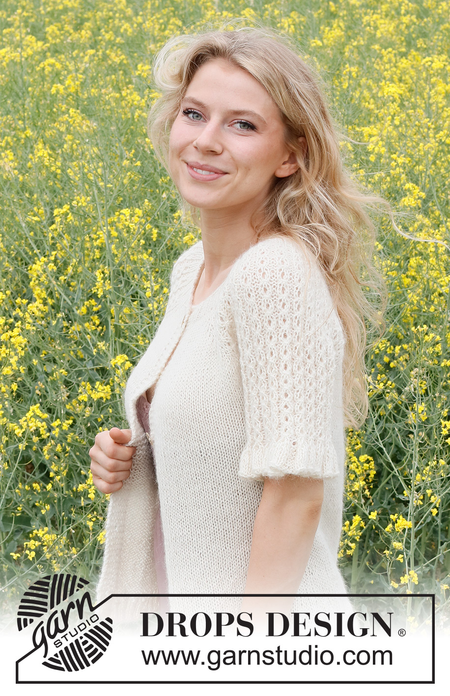 Pearlescent Cardigan / DROPS 230-26 - Strikket cardigan i DROPS Alpaca og DROPS Kid-Silk. Arbejdet strikkes oppefra og ned med snoninger og flæser på ærmerne. Størrelse S - XXXL.