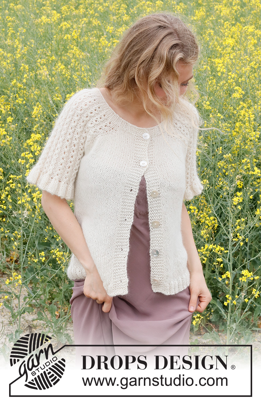 Pearlescent Cardigan / DROPS 230-26 - Strikket cardigan i DROPS Alpaca og DROPS Kid-Silk. Arbejdet strikkes oppefra og ned med snoninger og flæser på ærmerne. Størrelse S - XXXL.