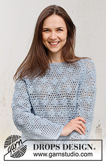 Cloud Catcher / DROPS 230-32 - Virkad tröja i DROPS Cotton Merino. Arbetet virkas uppifrån och ner med raglan, hålmönster, muscher och solfjädersmönster. Storlek S - XXXL.