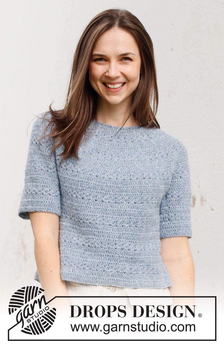Spring Renaissance Top / DROPS 230-40 - Crocheted jumper with short sleeves / t-shirt in DROPS Sky. Piece is crocheted top down with round yoke and lace pattern. Size: S - XXXL