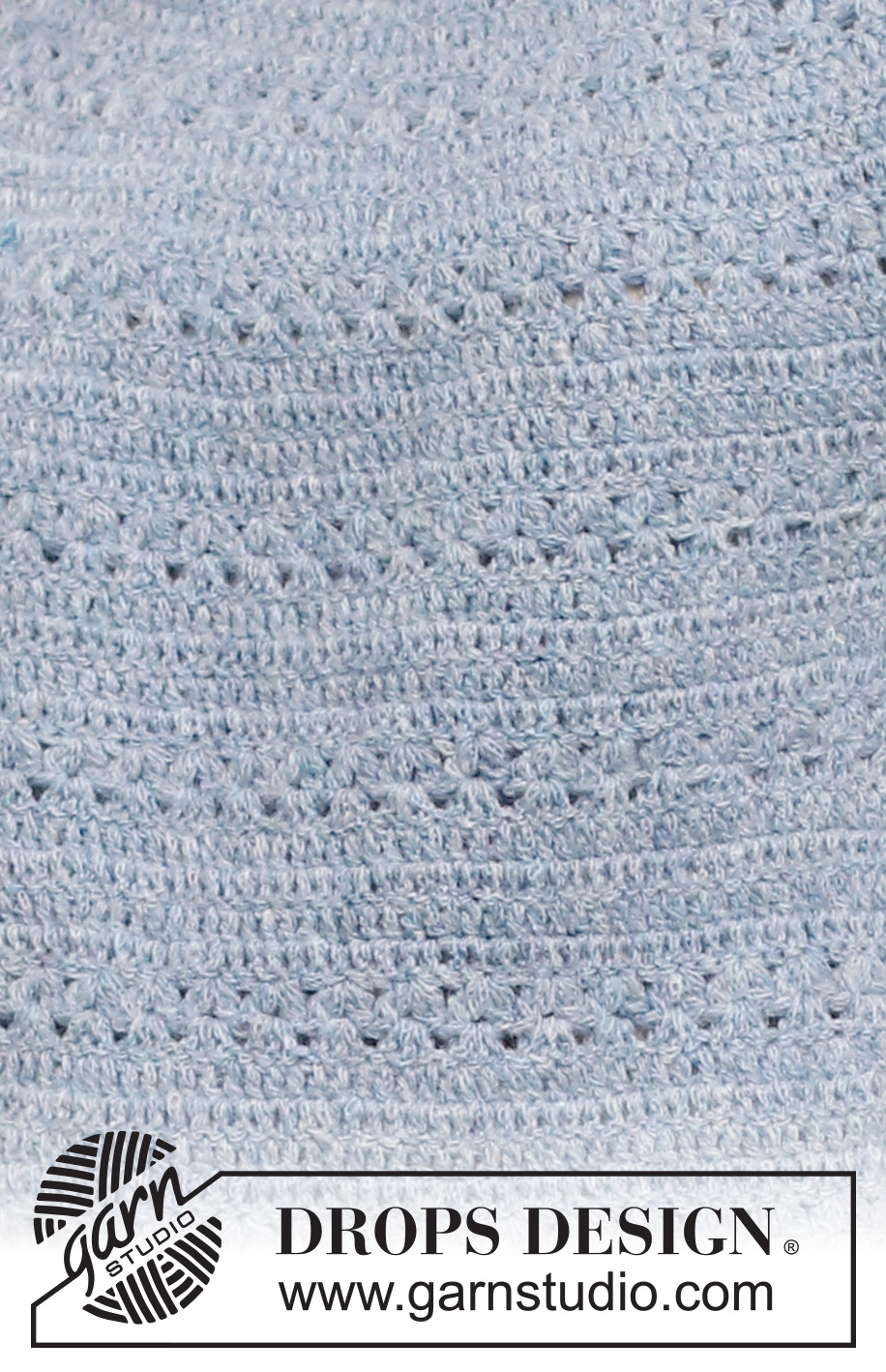 Spring Renaissance Top / DROPS 230-40 - Crocheted jumper with short sleeves / t-shirt in DROPS Sky. Piece is crocheted top down with round yoke and lace pattern. Size: S - XXXL