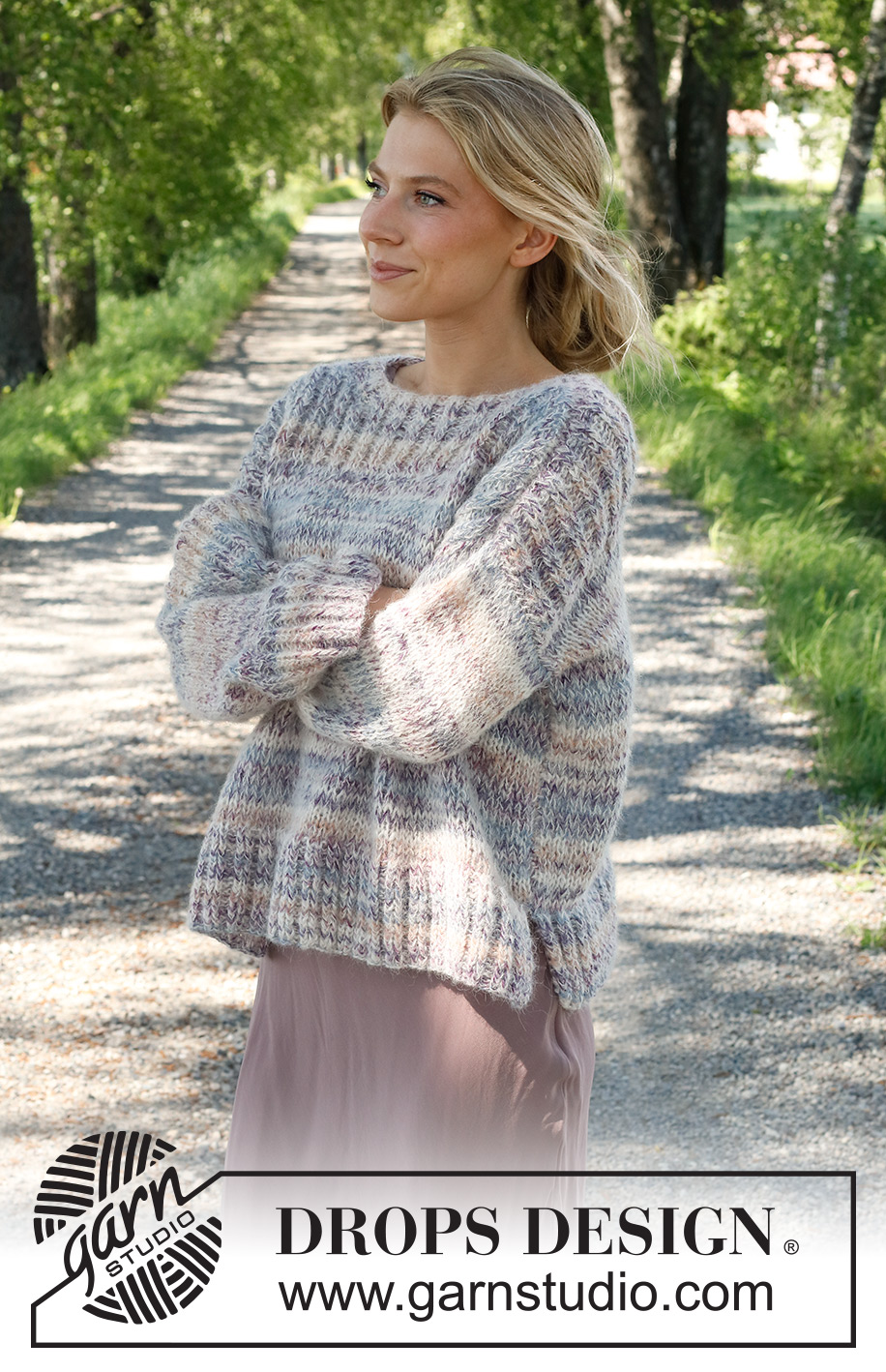 Colorful Walk / DROPS 231-11 - Strikket bluse i DROPS Fabel og DROPS Brushed Alpaca Silk. Arbejdet strikkes nedenfra og op med kanter i rib. Størrelse XS - XXL.