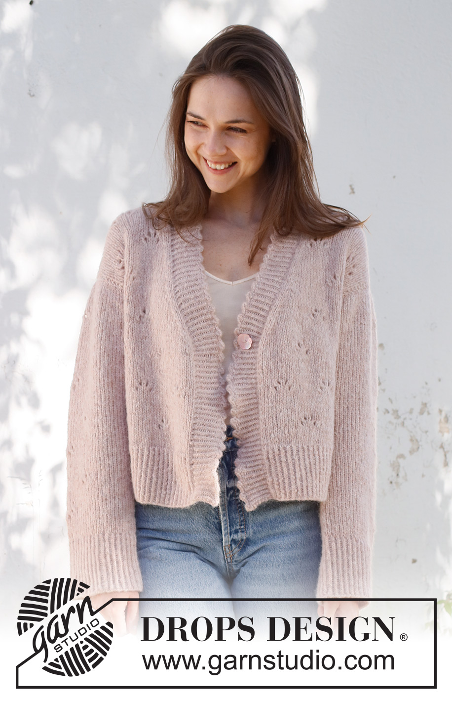 Sweetness Imprint / DROPS 231-27 - Knitted jacket in DROPS Air. The piece is worked bottom up, with lace pattern and picot-edges. Sizes S - XXXL.
