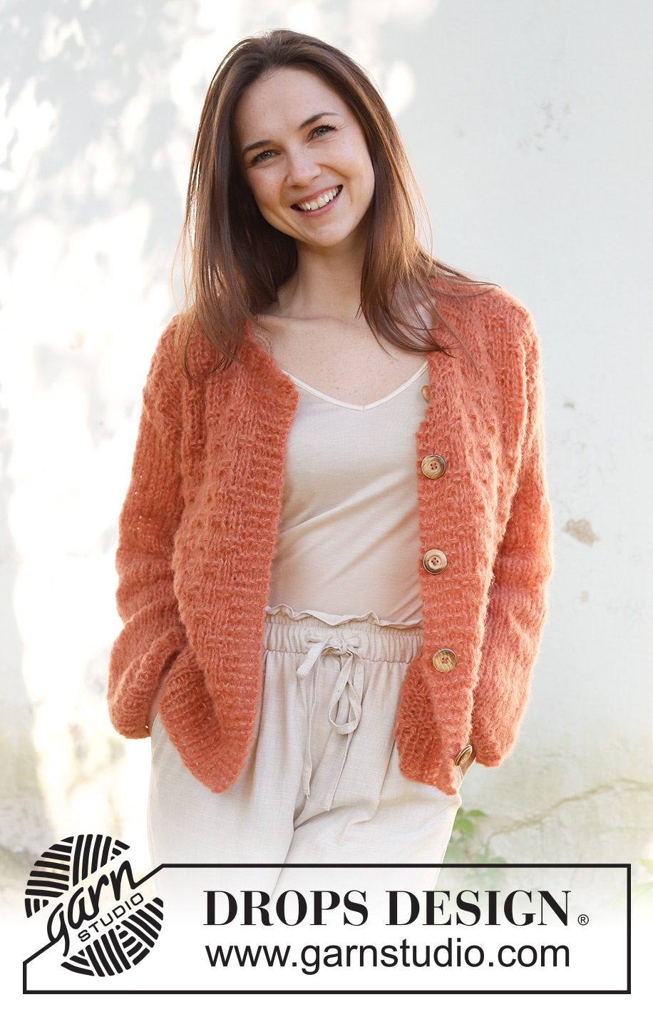 Maggie's Bricks Cardigan / DROPS 231-29 - Knitted jacket in 2 strands DROPS Brushed Alpaca Silk or 1 strand DROPS Wish. The piece is worked bottom up, with pattern and split in the sides. Sizes S - XXXL.