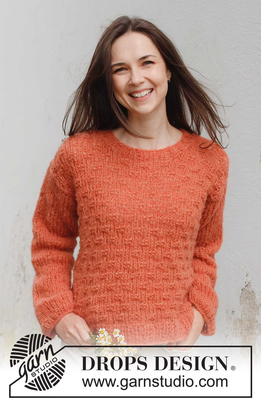 Maggie's Bricks / DROPS 231-30 - Pulovr pletený zdola nahoru dvojitou přízí DROPS Brushed Alpaca Silk nebo jednoduchou přízí DROPS Wish. Velikost S - XXXL.