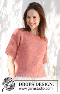 Cranberry Smoothie / DROPS 231-32 - Knitted top /T-shirt in DROPS Sky. The piece is worked bottom up with short sleeves. Sizes S - XXXL.