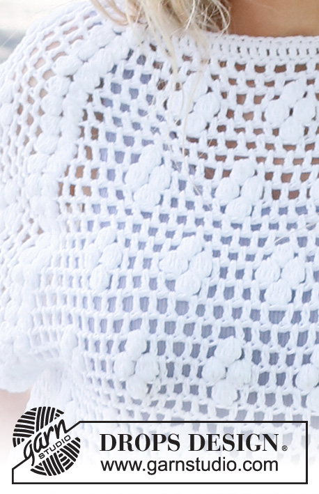 Frosted Daisies / DROPS 231-38 - Crocheted top / t-shirt in DROPS Belle. Piece is crocheted top down with raglan, lace pattern and bobbles. Size: S - XXXL