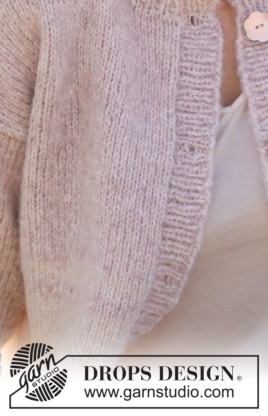 Dream in Rose Cardigan / DROPS 232-14 - Stickad kofta i DROPS Air. Arbetet stickas nedifrån och upp med ränder, slätstickning och ¾ långa ärmar. Storlek S - XXXL.