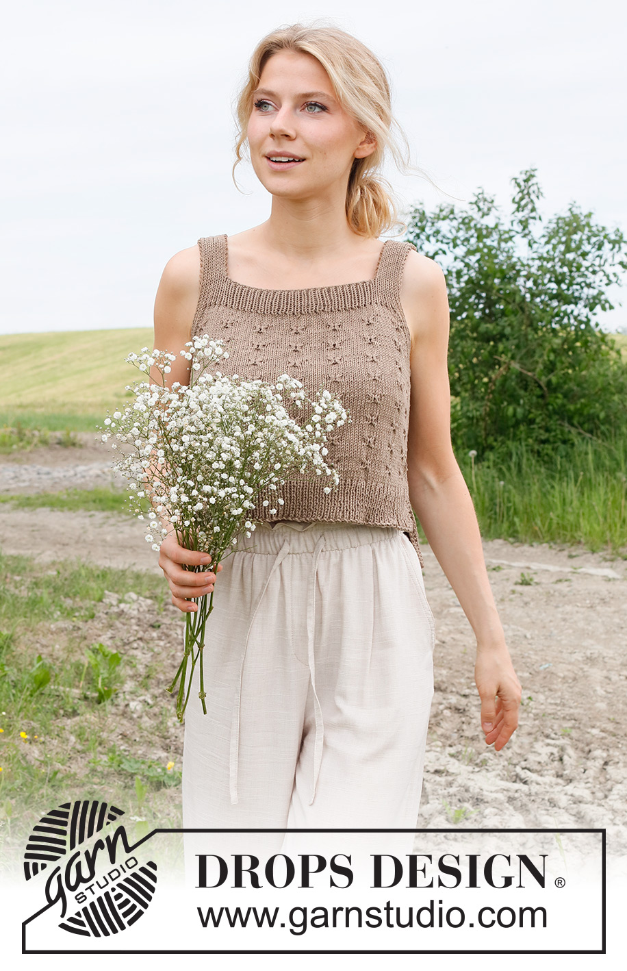 Midsummer's Day / DROPS 232-24 - Strikket top / singlet i DROPS Cotton Light. Arbejdet strikkes nedefra og op med relief mønster. Størrelse S - XXXL.