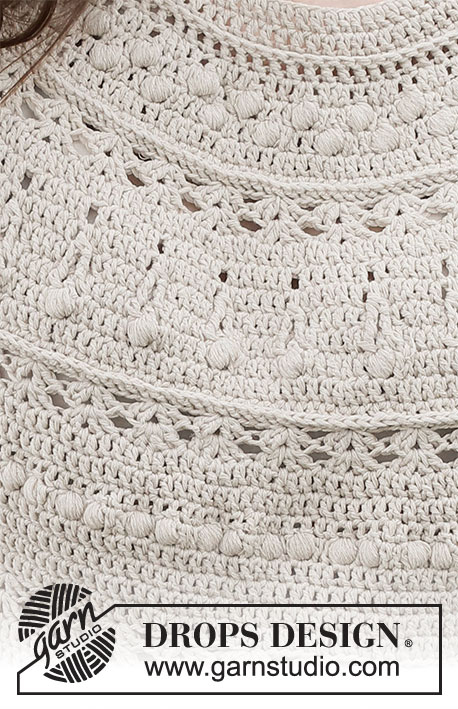 Sand Castle Top / DROPS 232-39 - Virkad topp i DROPS Cotton Light. Arbetet virkas uppifrån och ner med runt ok, solfjädersmönster och muscher. Storlek S - XXXL.