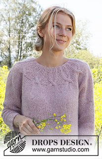 Sommerflørt / DROPS 232-41 - Maglione lavorato ai ferri in DROPS Soft Tweed e DROPS Kid-Silk. Lavorato dall’alto in basso con sprone rotondo, maniche a ¾ e trecce. Taglie: S – XXXL.