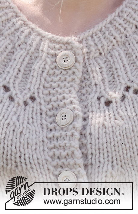 Harvest Wreath Cardigan / DROPS 232-46 - Cardigan lavorato ai ferri in DROPS Wish  o 2 capi di DROPS Air. Lavorato dall’alto in basso con sprone rotondo, motivo traforato e maniche a ¾. Taglie: S - XXXL