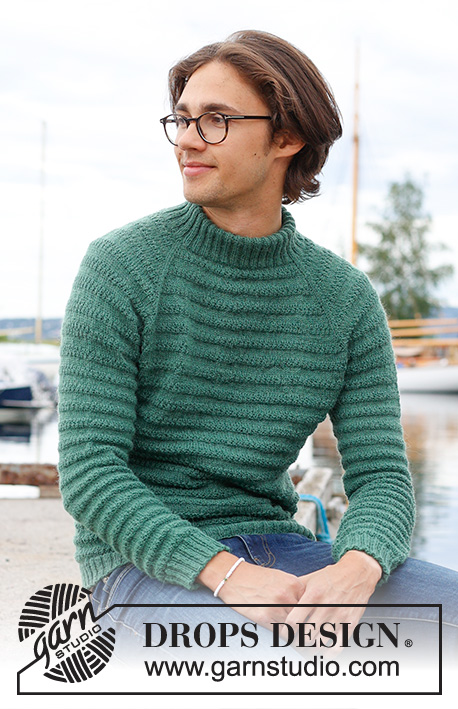 Green Harmony / DROPS 233-11 - Pull tricoté de haut en bas pour homme avec emmanchures raglan, point texturé et col doublé, . Du S au XXXL.