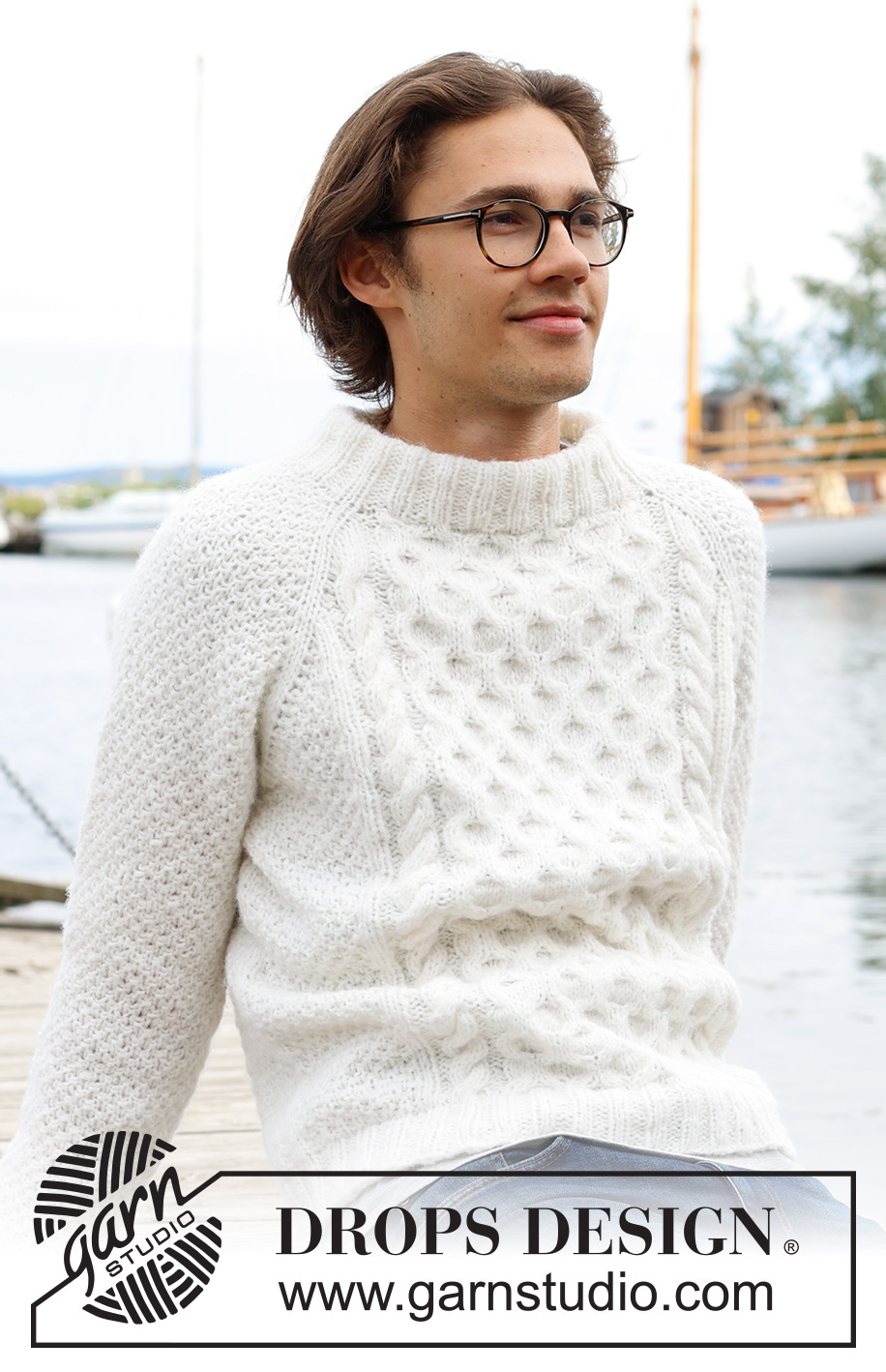 Cream Wafer / DROPS 233-5 - Pull tricoté de haut en bas pour homme en DROPS Air. Se tricote avec emmanchures raglan, col doublé, torsades et point de blé. Du S au XXXL.