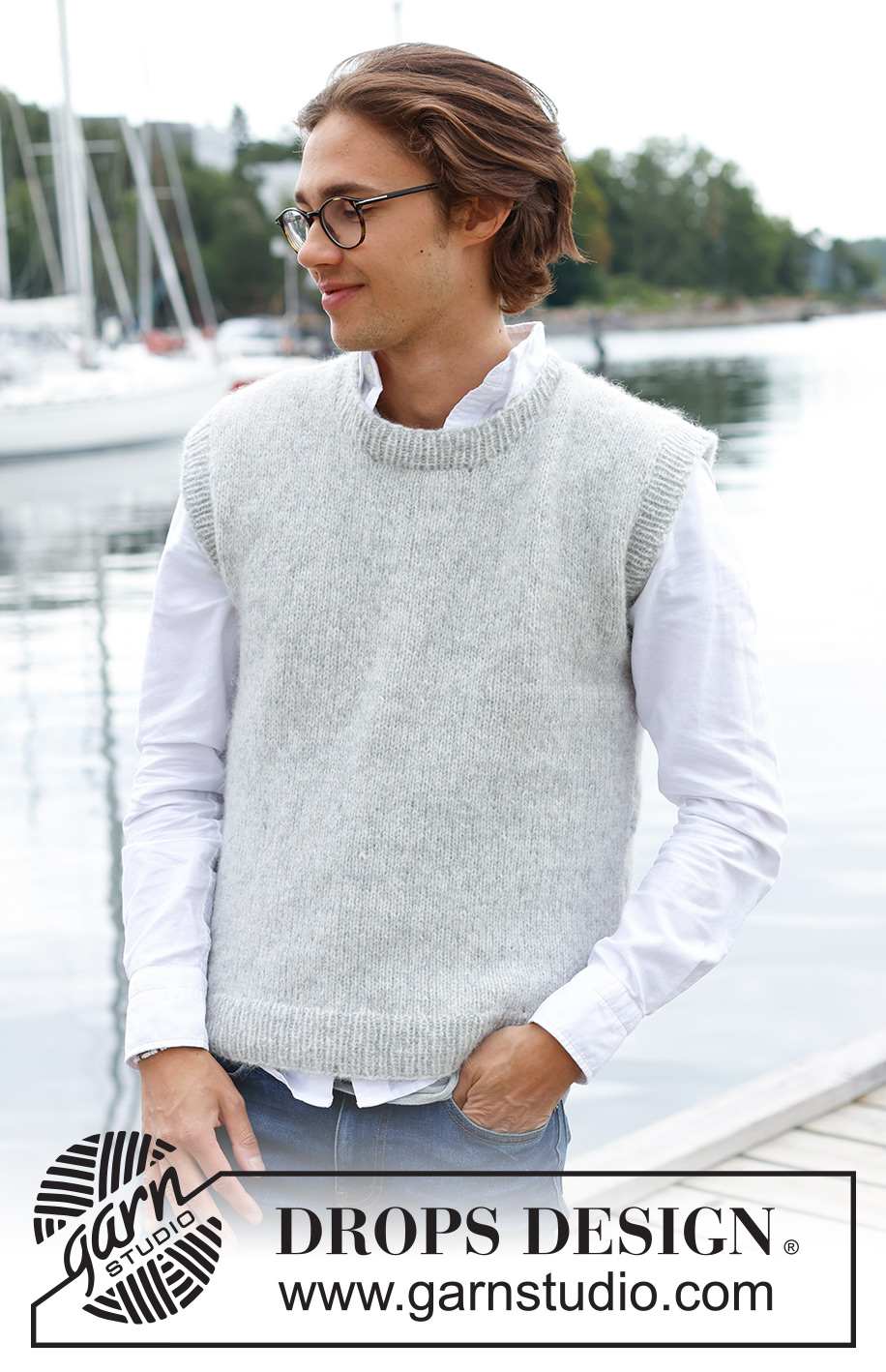 Lighthouse Vest / DROPS 233-7 - Gebreide top voor heren in DROPS Air. Het werk wordt van onder naar boven gebreid in tricotsteek. Maten S - XXXL.