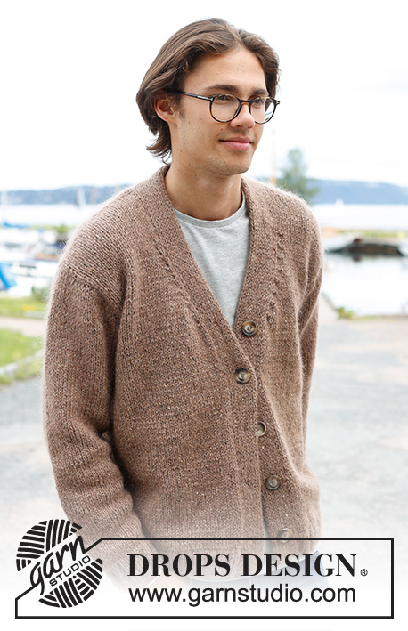 Tweed Casual / DROPS 233-9 - Gebreid vest voor heren in DROPS Soft Tweed en DROPS Kid-Silk. Het werk wordt van onder naar boven gebreid met V-hals en dubbele biezen. Maten S - XXXL.