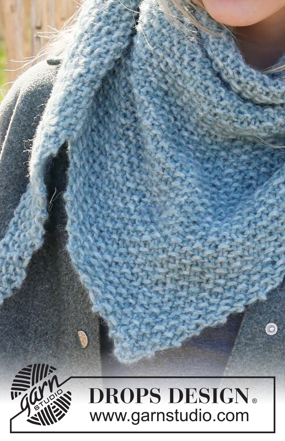 Time Apart Shawl / DROPS 234-13 - Gestricktes Tuch in DROPS Air. Die Arbeit wird im Perlmuster von unten nach oben gestrickt.