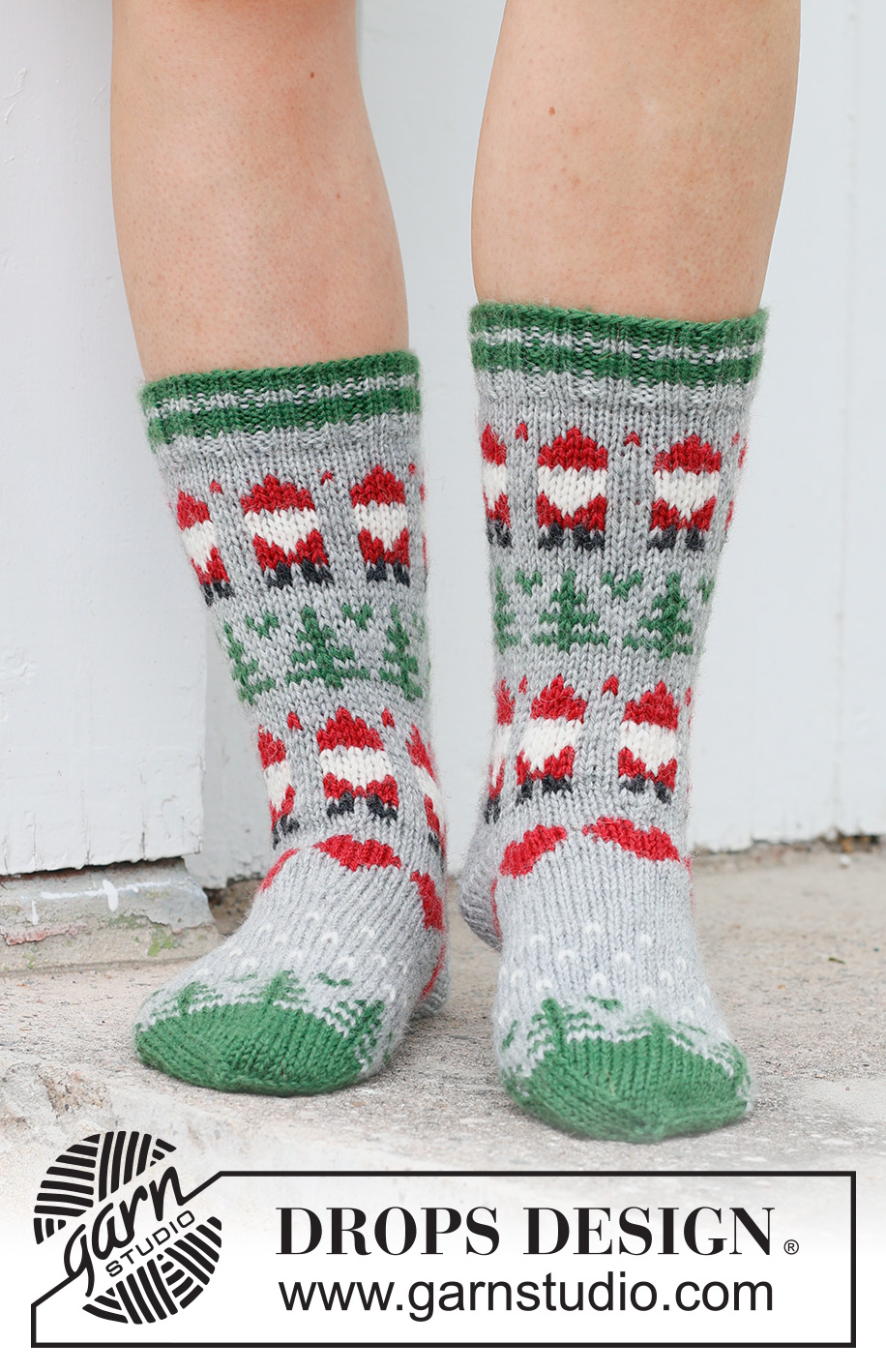 Christmas Time Socks / DROPS 234-63 - Knitted socks in DROPS Karisma. The piece is worked top down with coloured Santa, Christmas tree and heart-pattern. Sizes 35 – 43. Theme: Christmas.