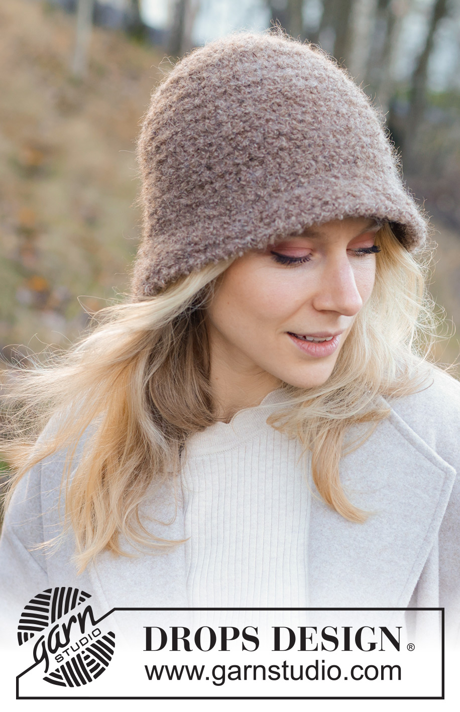 Cardamom Hat / DROPS 234-84 - Cappello lavorato all’uncinetto in DROPS Alpaca Bouclè e DROPS Brushed Alpaca Silk. Lavorato in tondo, dall’alto in basso. Taglie XS - XL.