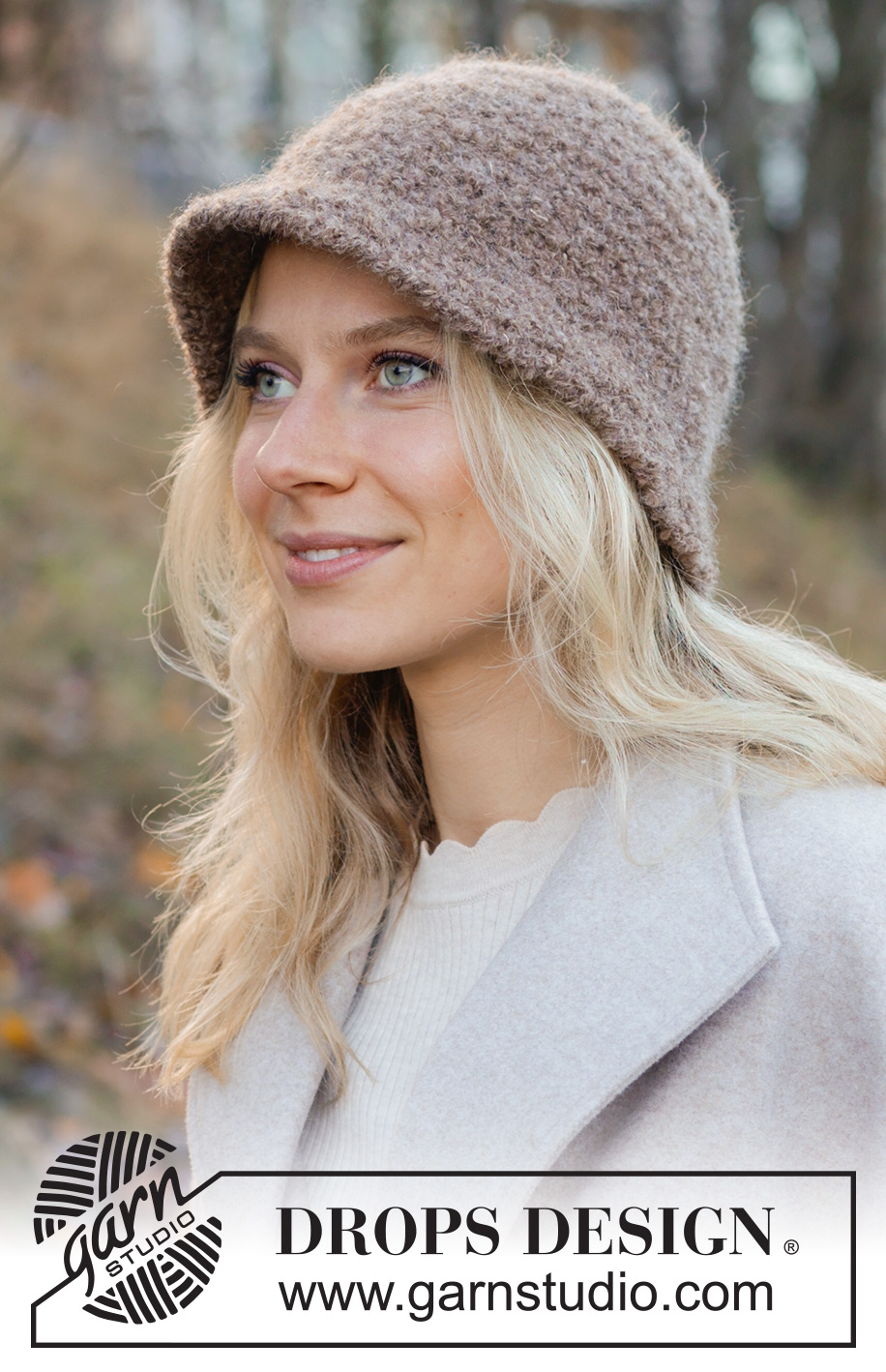 Cardamom Hat / DROPS 234-84 - Cappello lavorato all’uncinetto in DROPS Alpaca Bouclè e DROPS Brushed Alpaca Silk. Lavorato in tondo, dall’alto in basso. Taglie XS - XL.