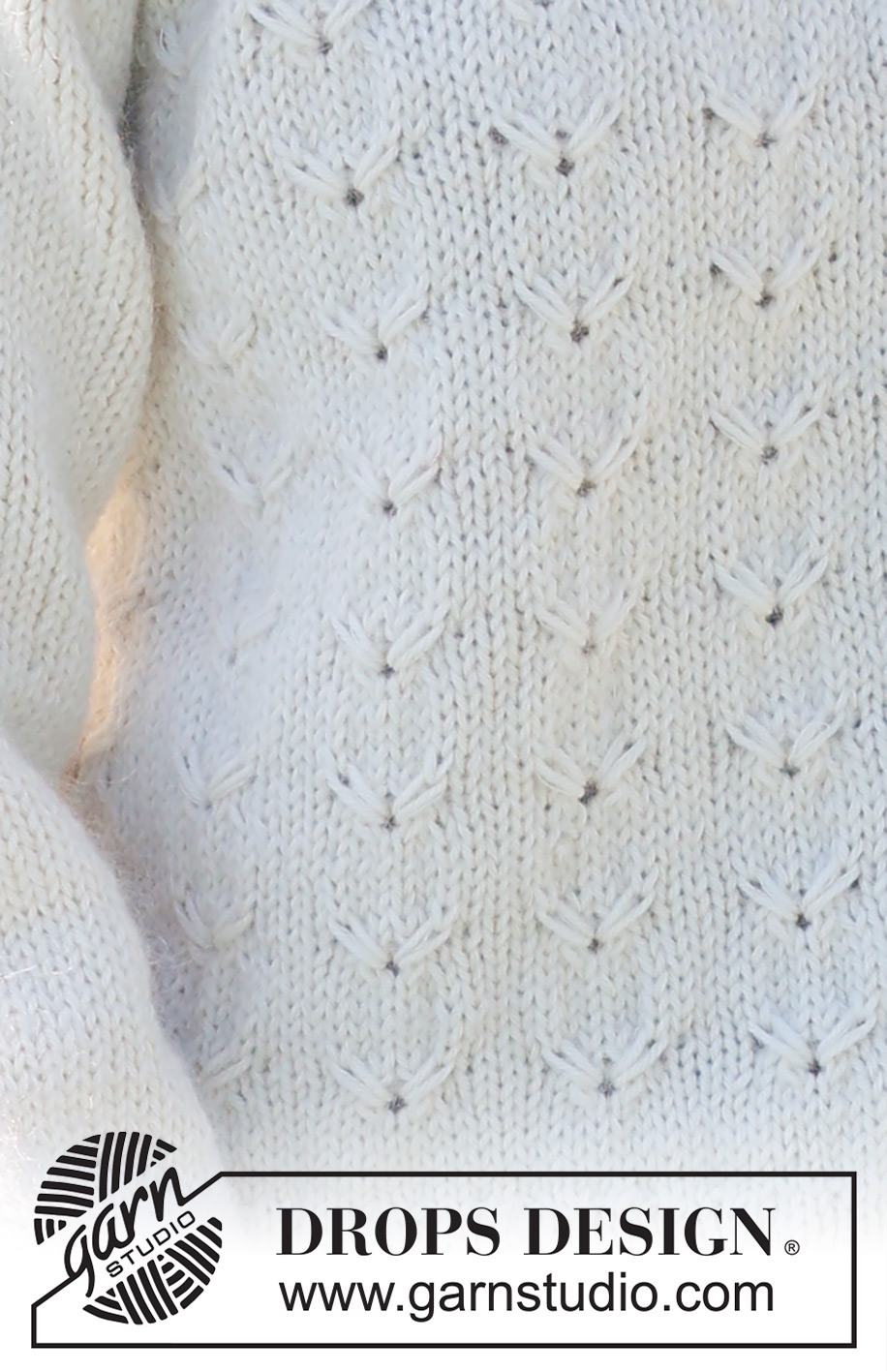Southern Migration / DROPS 235-13 - DROPS Merino Extra Fine ja DROPS Kid-Silk lõngadest alt üles kootud reljeefse mustriga ja otsapandud varrukatega džemper suurustele S kuni XXXL
