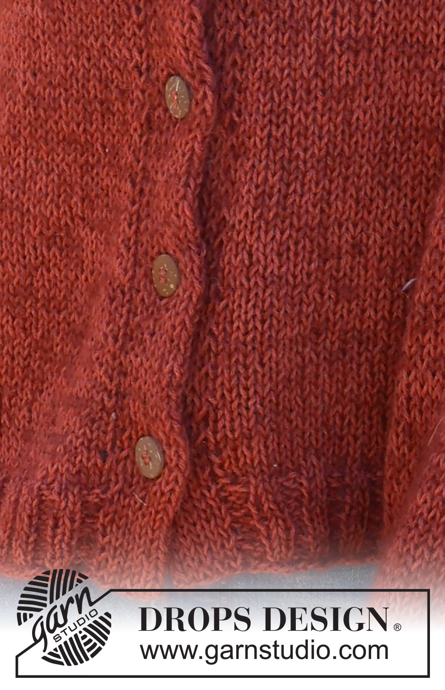 Crimson Moon Cardigan / DROPS 235-31 - Knitted oversized jacket in DROPS Nord and DROPS Kid-Silk. Piece is knitted bottom up in stocking stitch and double knitted band. Size: S - XXXL