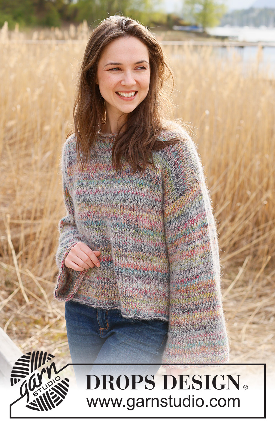Sparkling Sunrise / DROPS 235-36 - Strikket basic genser i 1 tråd DROPS Brushed Alpaca Silk og 2 tråder DROPS Fabel. Arbeidet strikkes i glattstrikk nedenfra og opp. Størrelse XS - XXL.