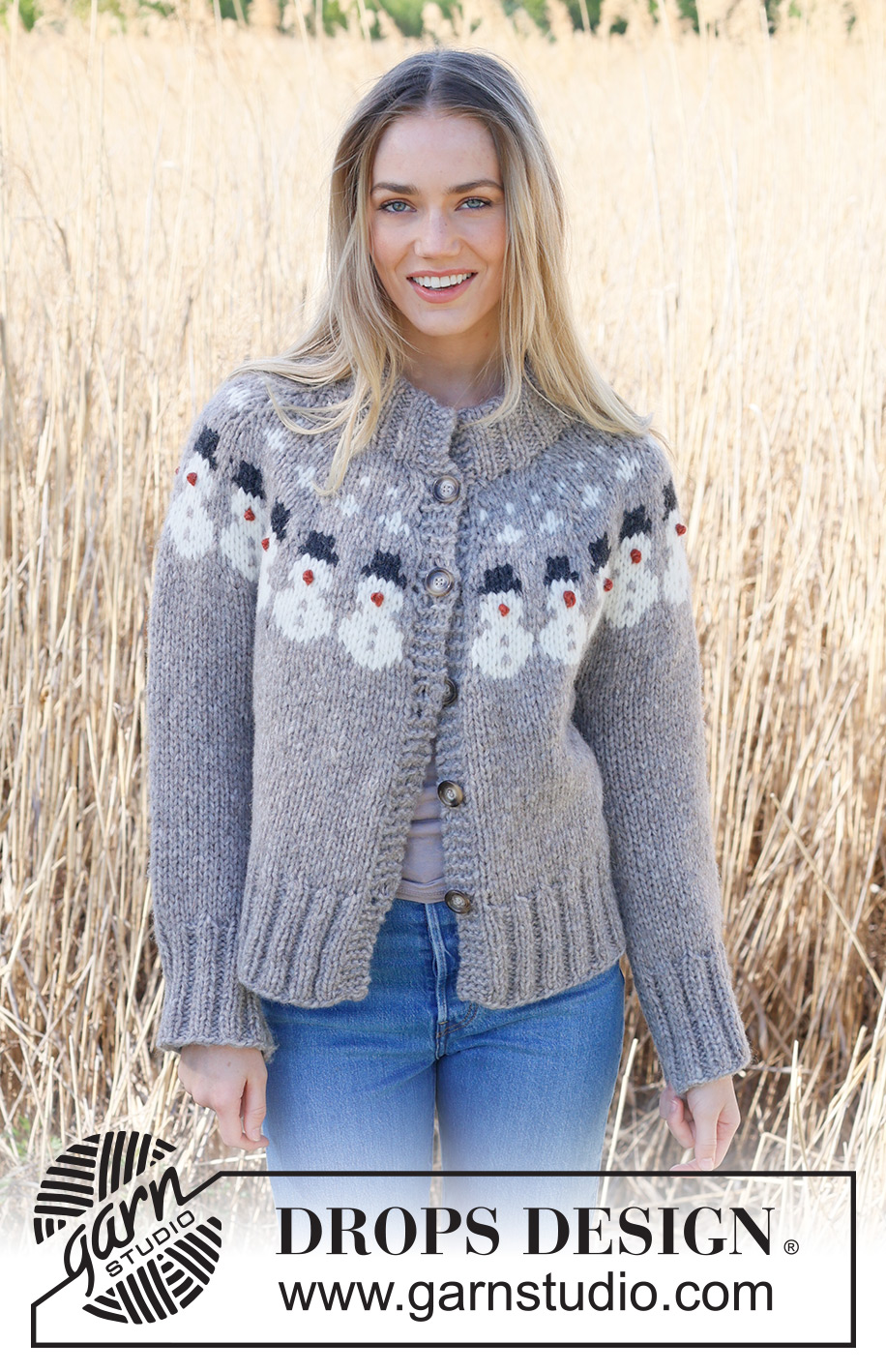 Snowman Time Cardigan / DROPS 235-37 - Stickad kofta i DROPS Wish eller 2 trådar DROPS Air. Arbetet stickas uppifrån och ner med dubbel halskant, runt ok och flerfärgat mönster med snömän. Storlek S - XXXL.