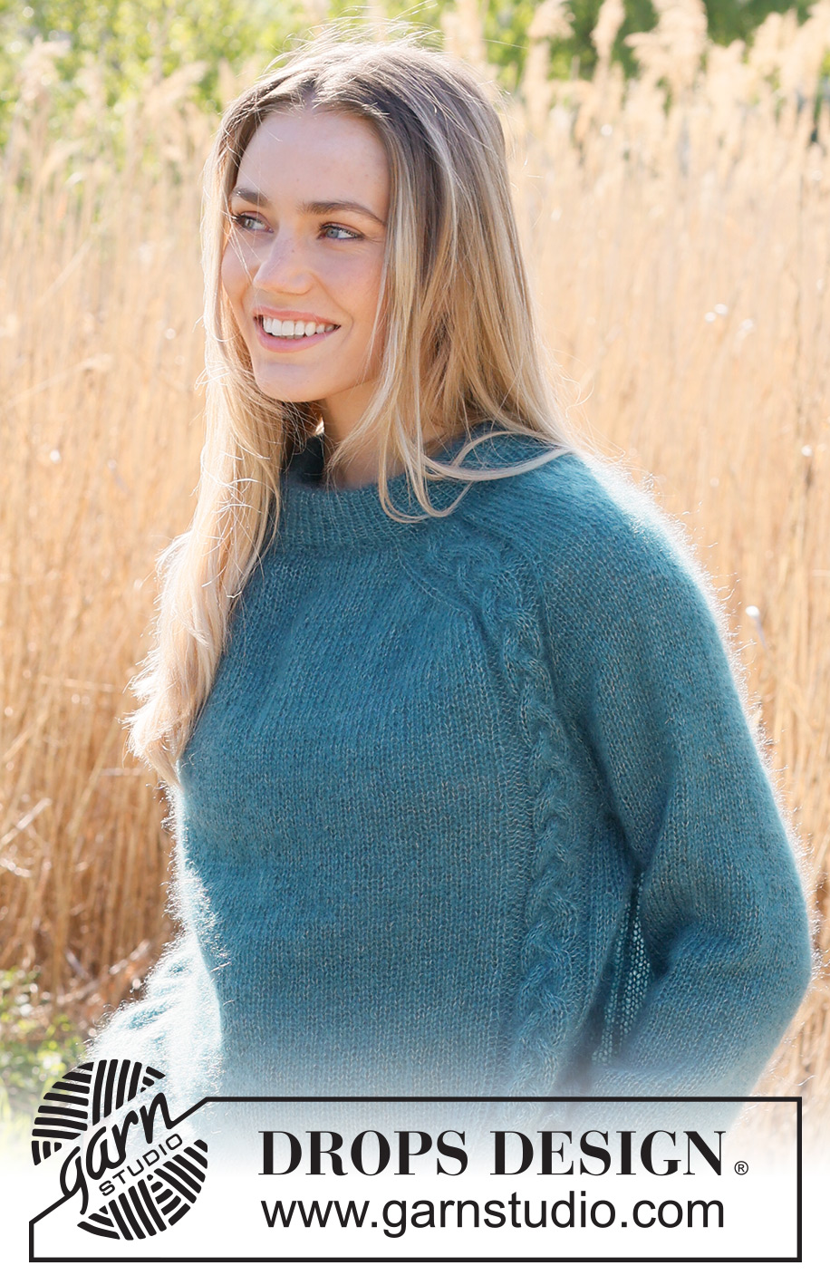 Cabled Bliss / DROPS 236-25 - Ylhäältä alas neulottu pusero 2-kertaisesta DROPS Kid-Silk -langasta. Työssä on kaksinkertainen pääntien reunus, satulaolkapäät ja palmikoita. Koot S-XXXL.