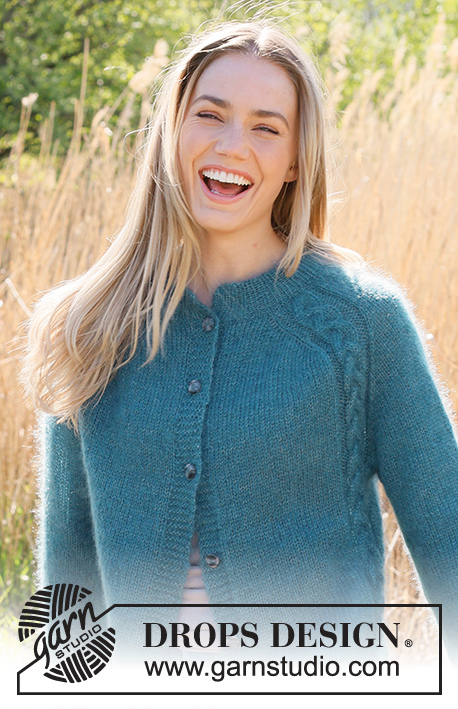 Cabled Bliss Cardigan / DROPS 236-26 - Strikket cardigan i 2 tråde DROPS Kid-Silk. Arbejdet strikkes oppefra og ned med dobbelt halskant, sadelskulder og snoninger. Størrelse S - XXXL.