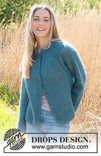 Cabled Bliss Cardigan / DROPS 236-26 - Strikket cardigan i 2 tråde DROPS Kid-Silk. Arbejdet strikkes oppefra og ned med dobbelt halskant, sadelskulder og snoninger. Størrelse S - XXXL.