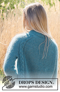 Cabled Bliss Cardigan / DROPS 236-26 - Strikket cardigan i 2 tråde DROPS Kid-Silk. Arbejdet strikkes oppefra og ned med dobbelt halskant, sadelskulder og snoninger. Størrelse S - XXXL.