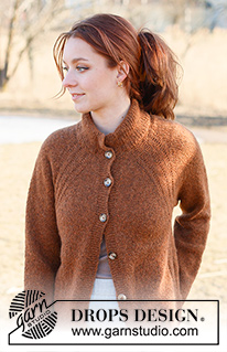 Spice Market Cardigan / DROPS 236-27 - Ylhäältä alas neulottu jakku DROPS Sky-langasta. Työssä on raglanlinjat, kohoneuletta ja sivuhalkiot. Koot S-XXXL.