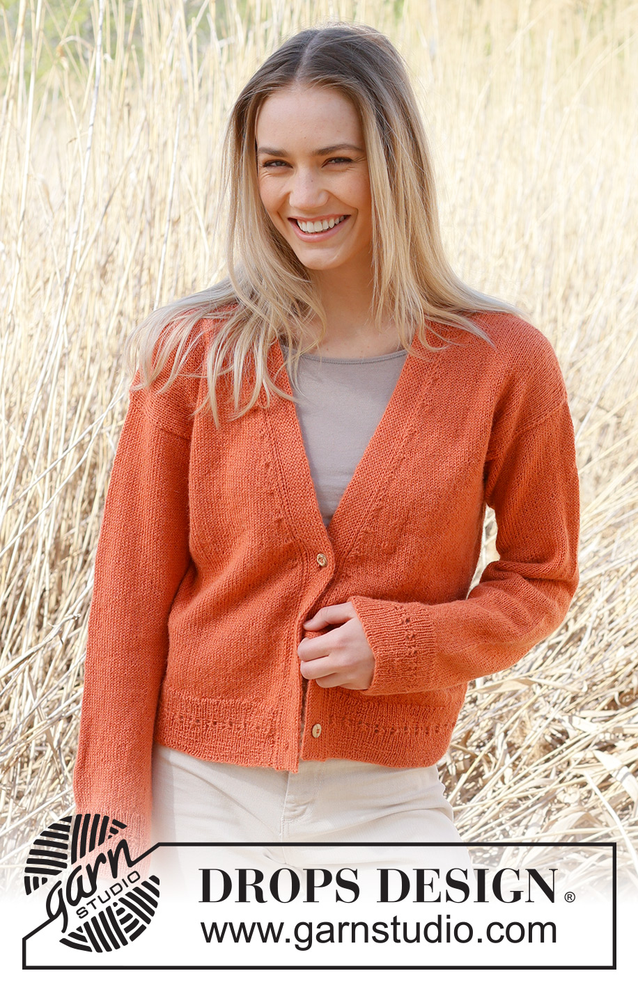 Simplicity Cardigan / DROPS 236-30 - Knitted jacket in DROPS Alpaca. Piece is knitted bottom up in stocking stitch with V-neck and double knitted band. Size: S - XXXL