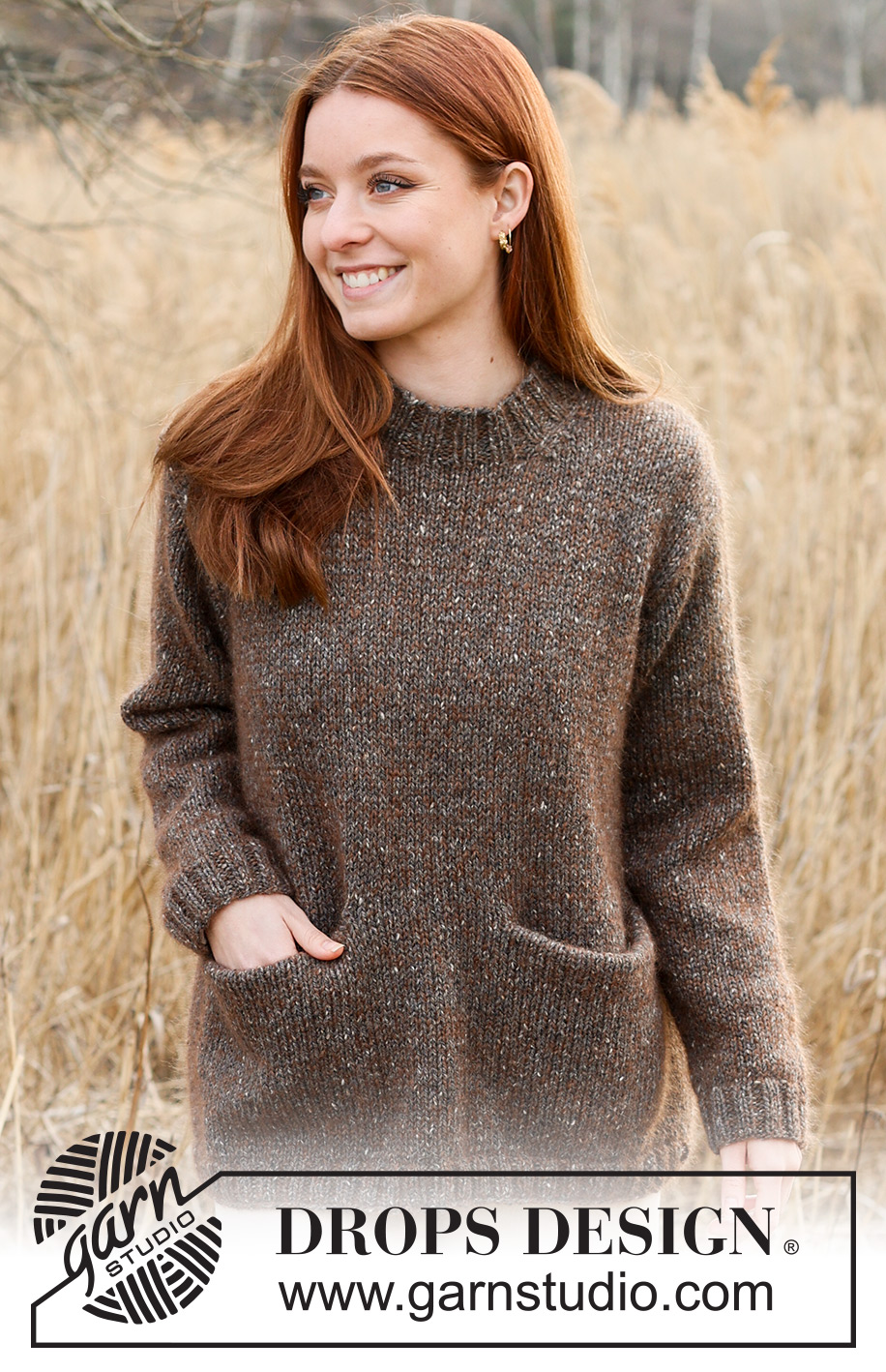 Autumn Woods / DROPS 236-8 - Neulottu pitkä pusero DROPS Soft Tweed- ja DROPS Kid-Silk -langoista. Työssä on sileää neuletta ja taskut. Koot XS - XXL.