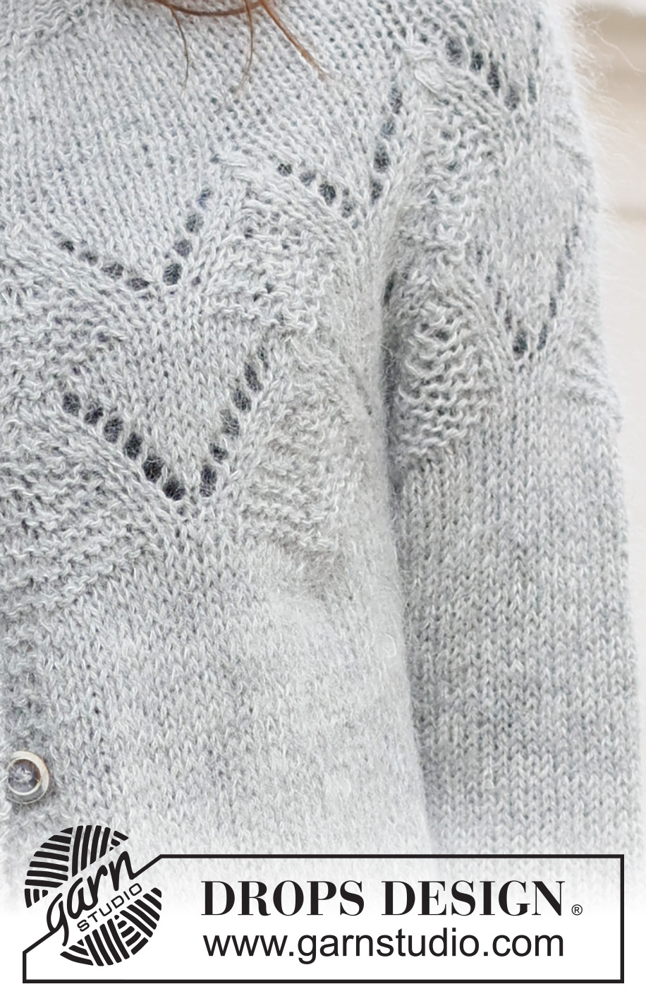 Silver Diamond Cardigan / DROPS 237-14 - Strikket cardigan i DROPS Alpaca og DROPS Kid-Silk. Arbejdet strikkes nedenfra og op med rundt bærestykke og hulmønster. Størrelse S - XXXL.