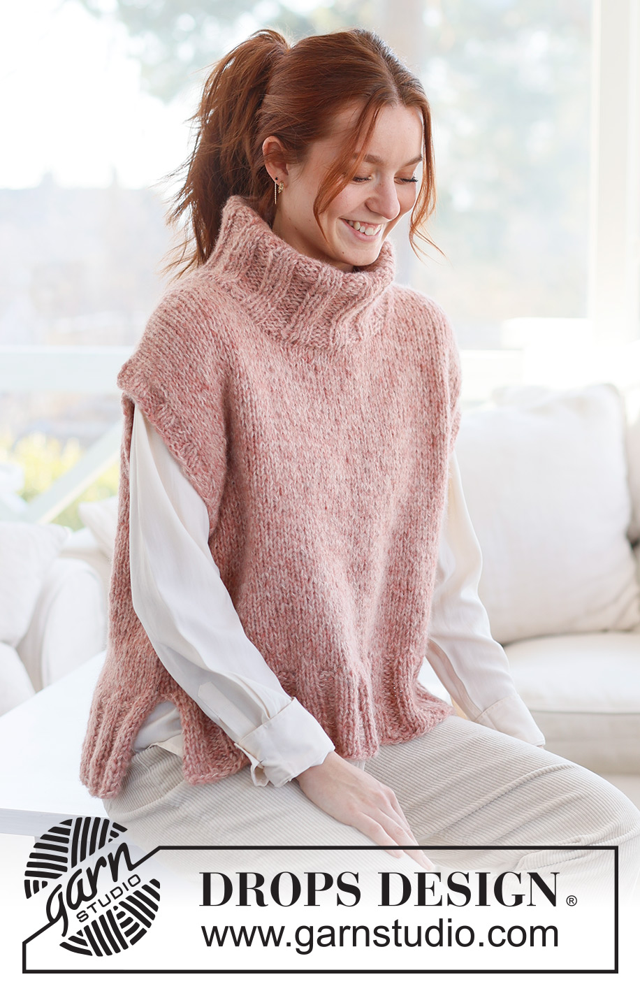 Pink Salt Vest / DROPS 237-3 - Strikket vest i DROPS Air og DROPS Brushed Alpaca Silk. Arbejdet strikkes oppefra og ned i glatstrik med europæisk skulder / skrå skulder og høj hals. Størrelse S - XXXL.