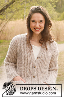 Autumn Medley Cardigan / DROPS 237-43 - Alhaalta ylös neulottu jakku DROPS Soft Tweed- ja DROPS Kid-Silk -langoista. Työssä on täyspatenttineuletta, taskut, V-aukko ja kaksinkertaiset etureunat. Koot S - XXXL.