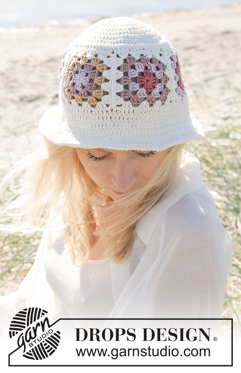 Crowning Rose Hat / DROPS 238-17 - Crocheted hat in DROPS Muskat. The piece is worked with squares. Size: One-size.