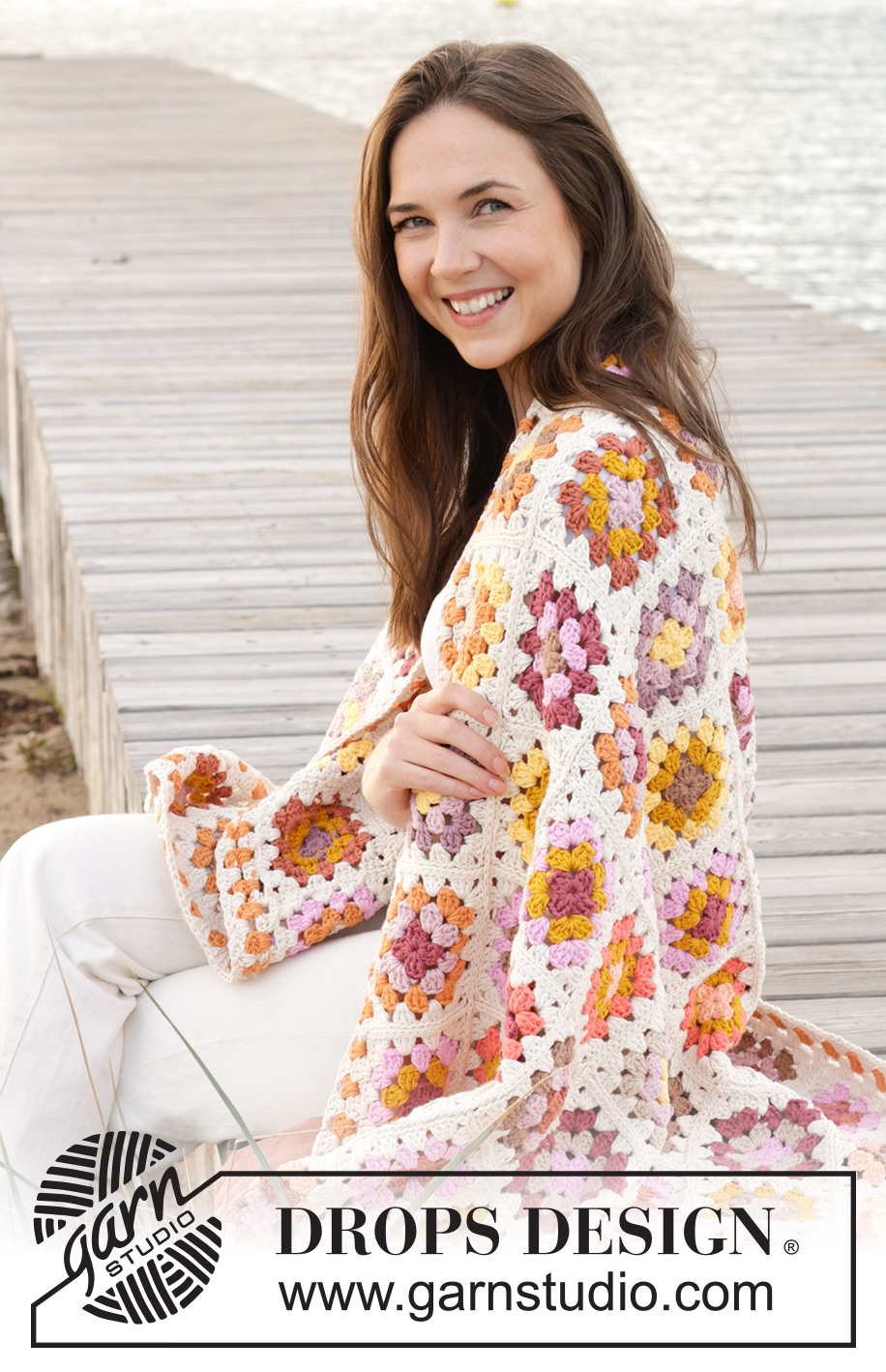 Country Quilt / DROPS 238-3 - Manta a ganchillo con cuadrados granny en DROPS Paris.