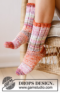 Halvhöga sockar / DROPS 238-30