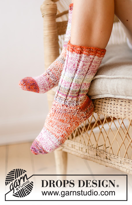 Halvhöga sockar / DROPS 238-30