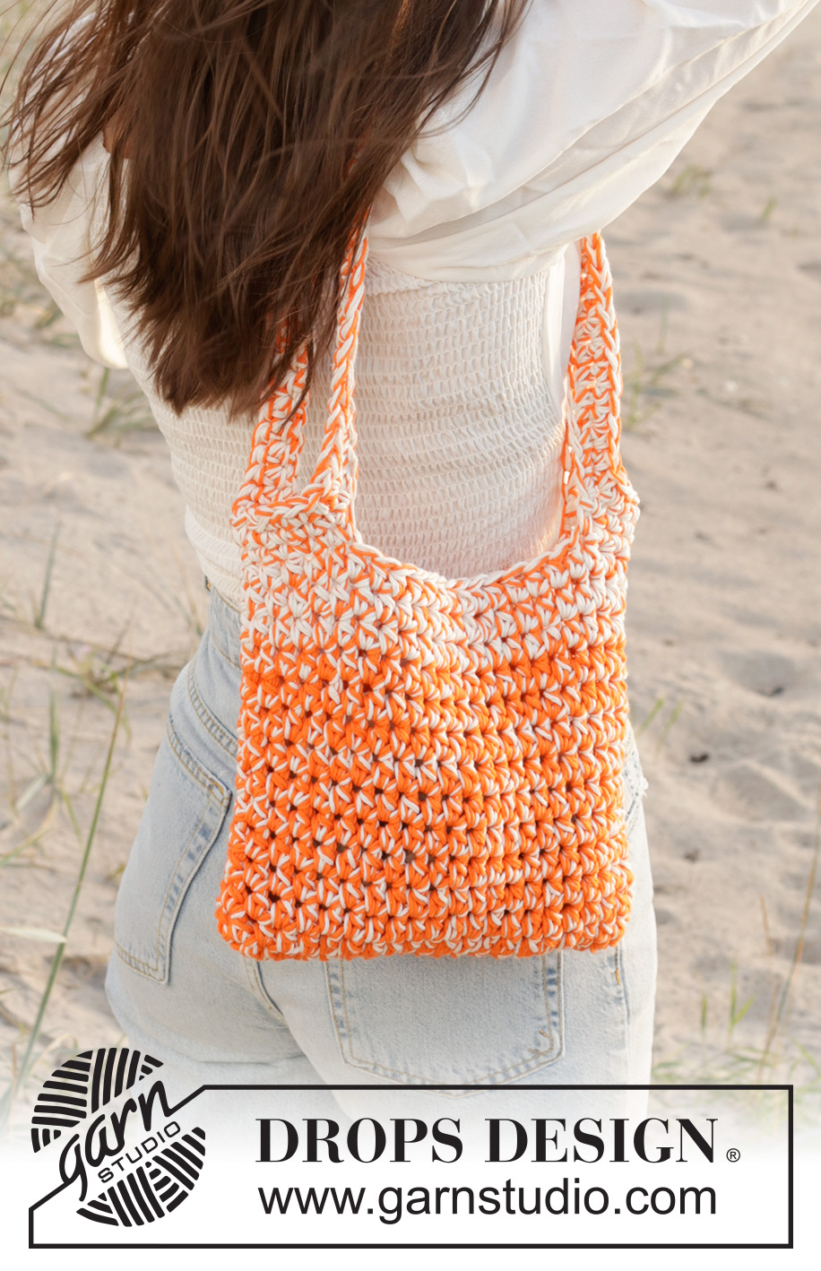 Tangerine Tickle Bag / DROPS 238-7 - Gehaakte tas in 3 draden DROPS Paris. Het werk wordt van onder naar boven gehaakt