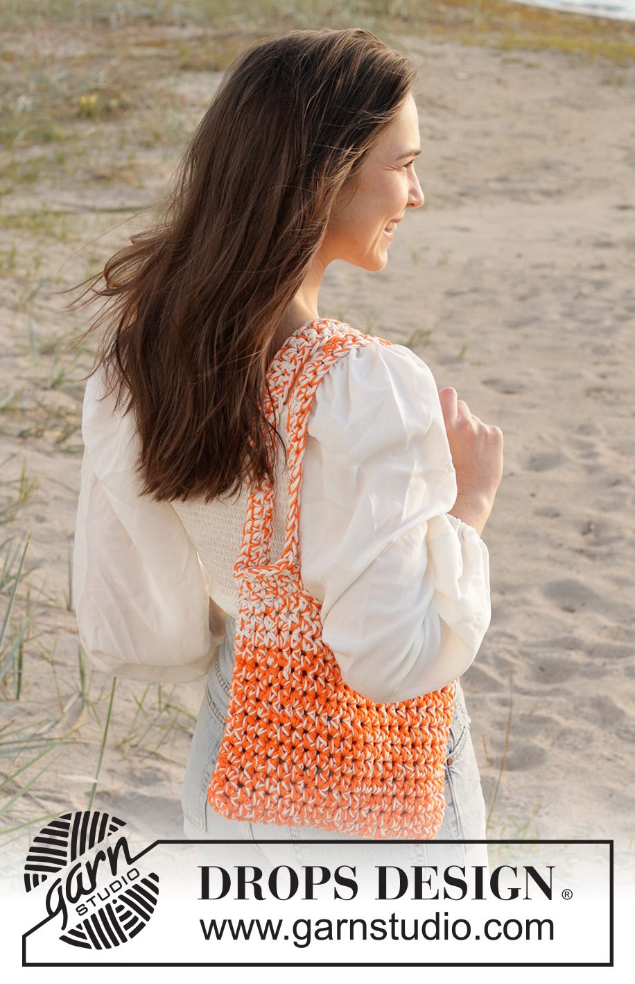 Tangerine Tickle Bag / DROPS 238-7 - Gehaakte tas in 3 draden DROPS Paris. Het werk wordt van onder naar boven gehaakt