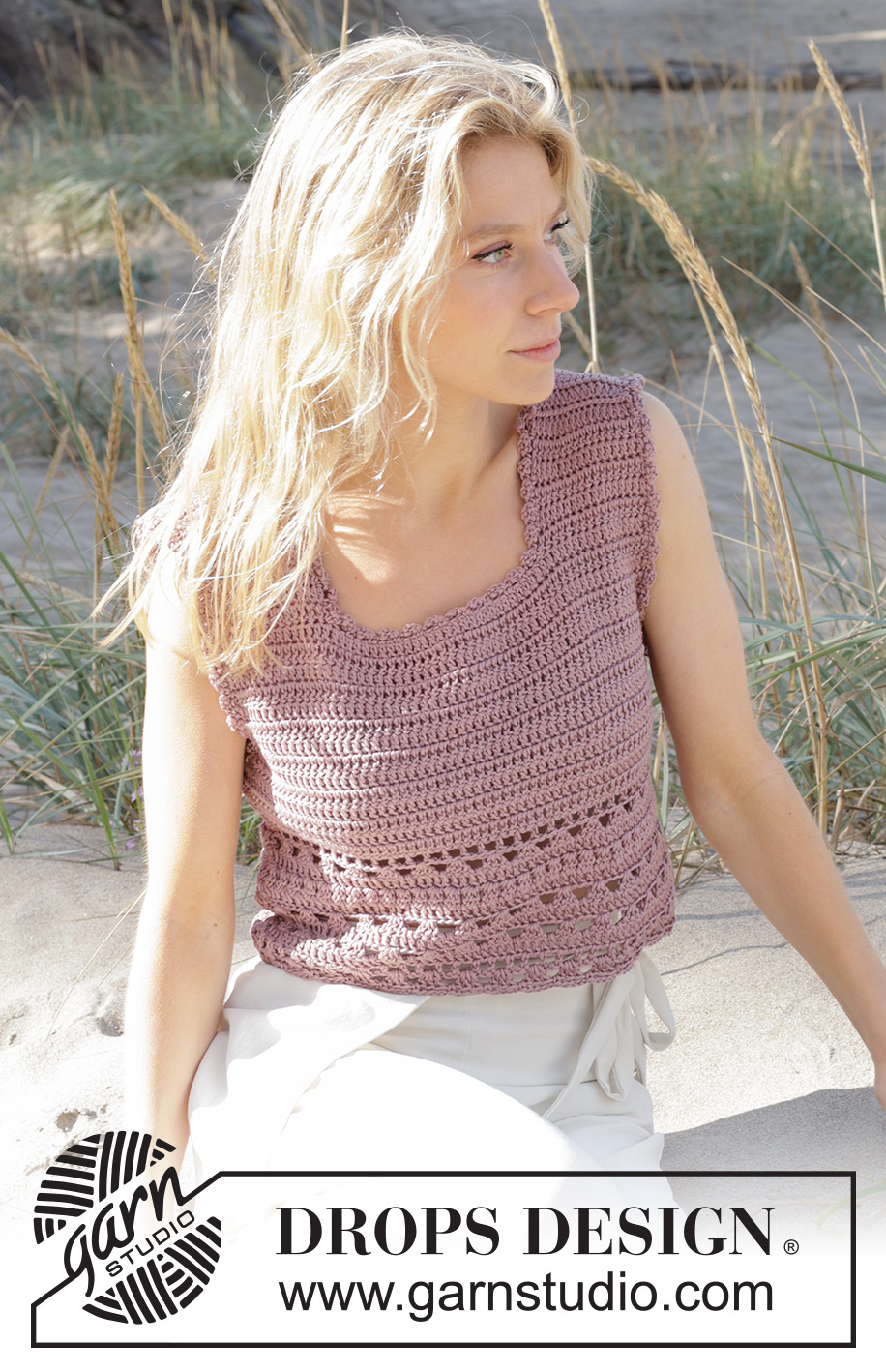 Beach Rendezvous Top / DROPS 239-29 - Top crocheté de haut en bas avec point ajouré, en DROPS Muskat. Du S au XXXL.
