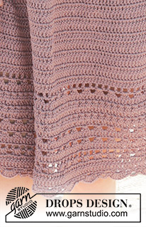 Beach Rendezvous / DROPS 239-35 - Crocheted dress in DROPS Muskat. The piece is worked top down with lace pattern. Sizes S - XXXL.